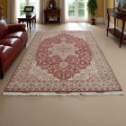 Heriz persian rug 200x304 exclusive handmade iranian carpet
