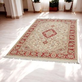 Isfahan rug 139x227 handmade iranian carpet