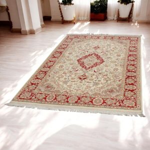Persian carpet Isfahan 139 X 227 Living room carpet / Bedroom carpet Persian carpet Isfahan 139 X 227 Living room carpet / Bedroom carpet