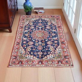 Iranian carpet Isfahan 96x161 handmade persian carpet