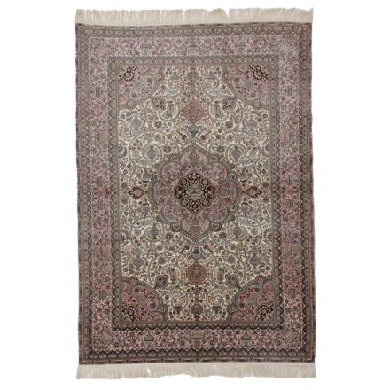 Silk carpet Persian 128x184 handcrafted oriental rug