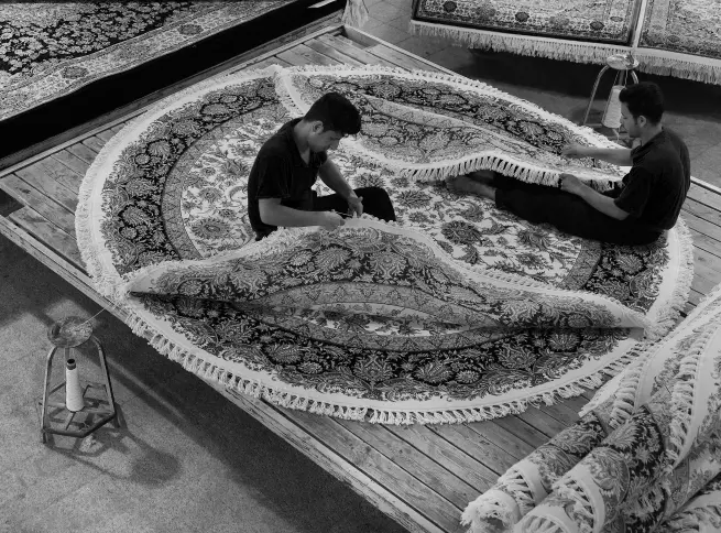 Circular shaped rug – a practical and decorative addition to the home